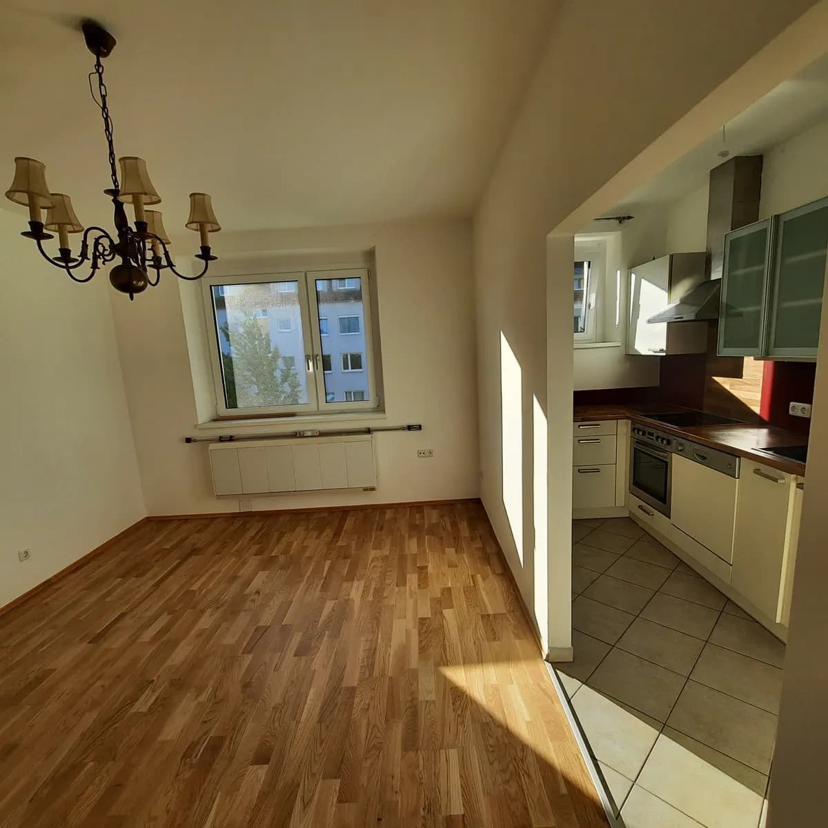 2-Zimmer-Wohnung kaufen in Linz – 48 m², € 198.000 – Bild 2 von 5