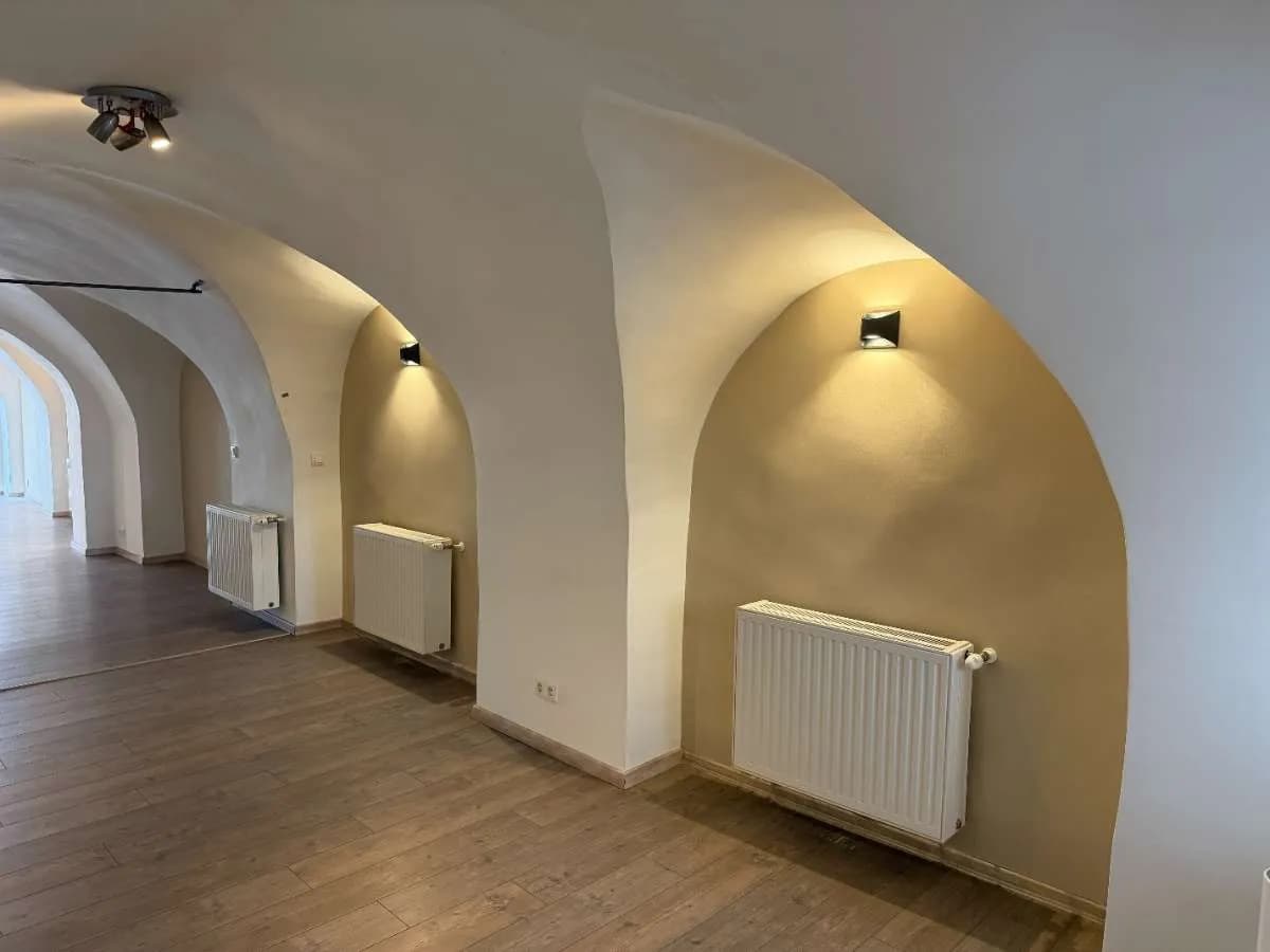 1-Zimmer-Gewerbeimmobilie mieten in Eisenstadt – 65 m², € 890 – Bild 5 von 11