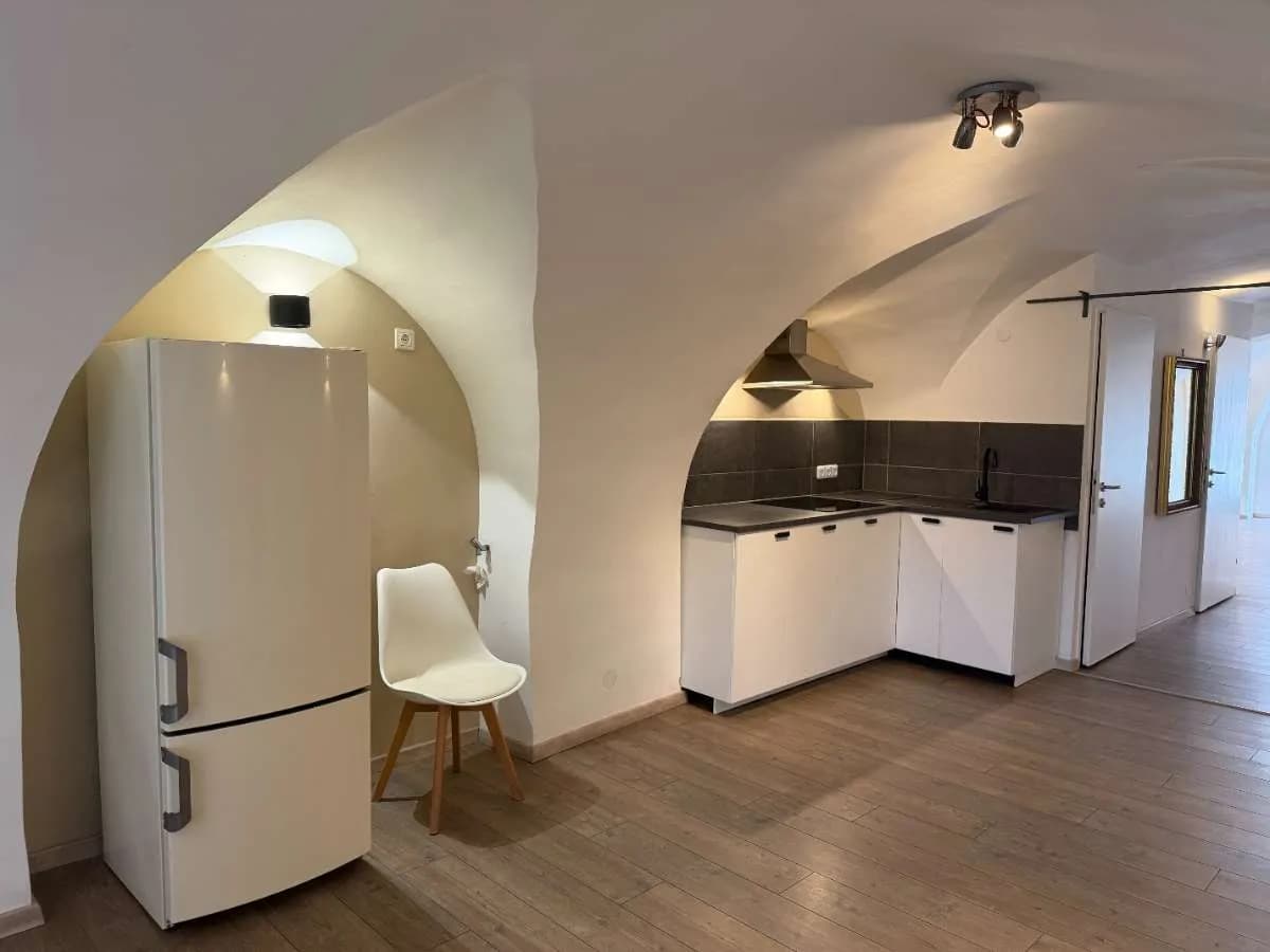 1-Zimmer-Gewerbeimmobilie mieten in Eisenstadt – 65 m², € 890 – Bild 6 von 11