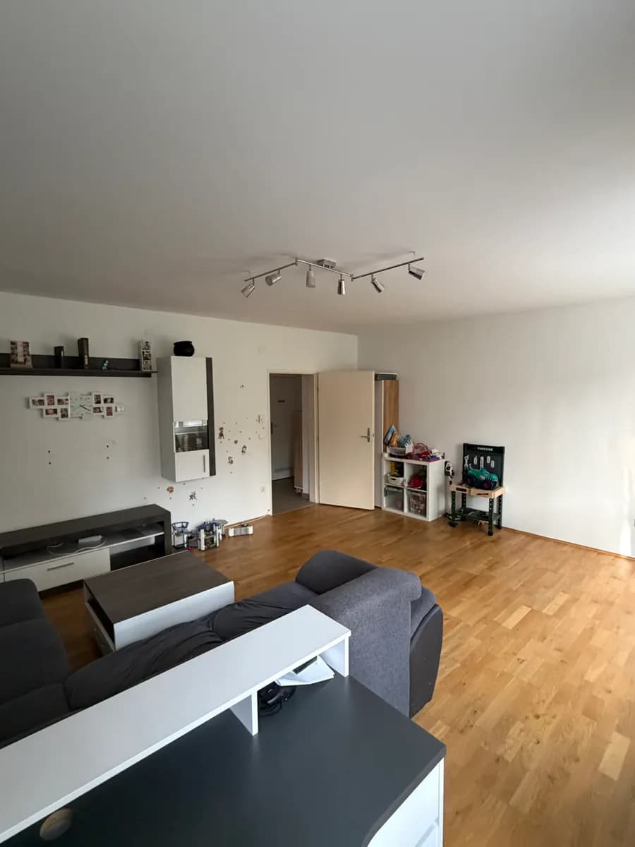 2-Zimmer-Wohnung mieten in Wien – 63 m², € 649 – Bild 2 von 11