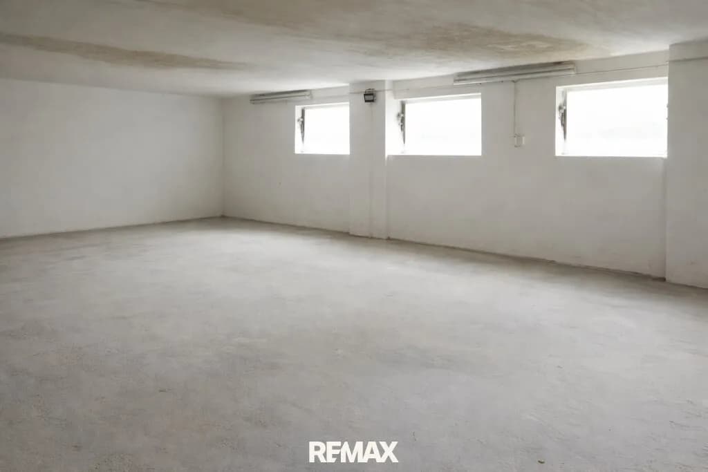 Gewerbeimmobilie mieten in Bruck an der Leitha – 75 m², € 400 – Bild 2 von 5