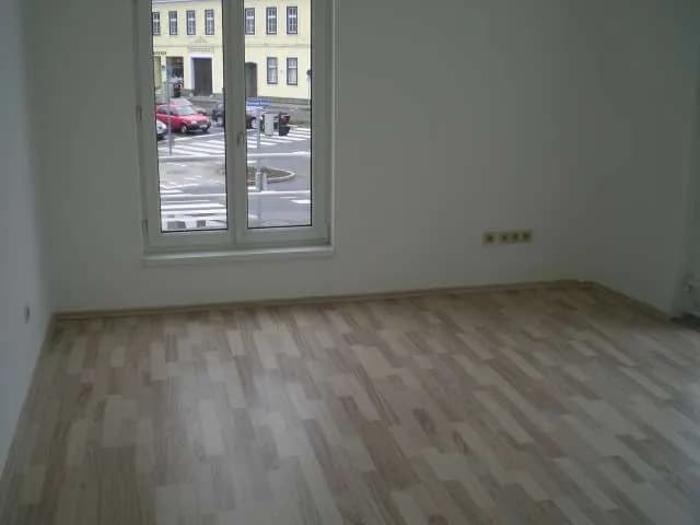 5-Zimmer-Gewerbeimmobilie mieten in Wiener Neustadt – 117 m², € 1.194 – Bild 4 von 10