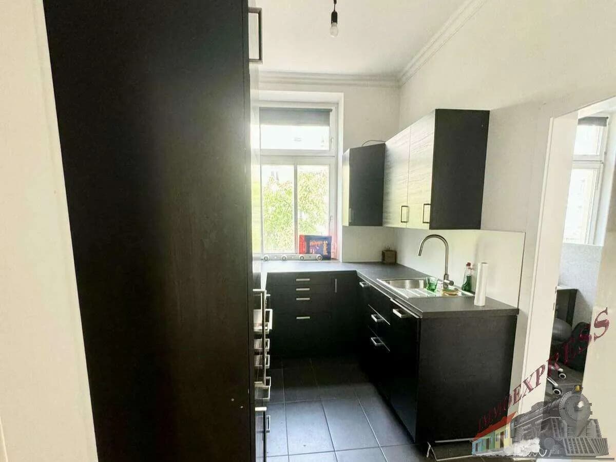 10-Zimmer-Gewerbeimmobilie mieten in Wien – 325 m², € 4.990 – Bild 3 von 22