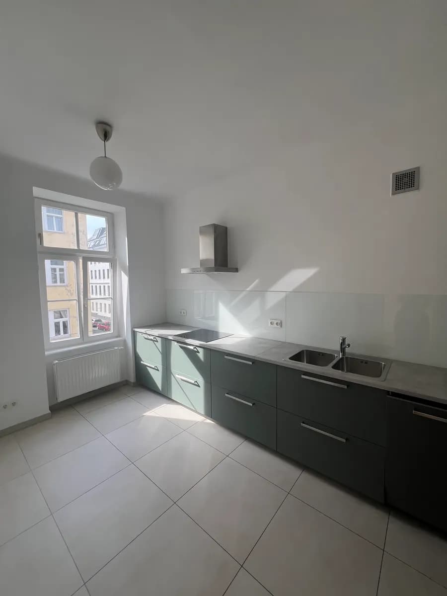 4-Zimmer-Wohnung mieten in Wien – 93 m², € 1.450 – Bild 3 von 11