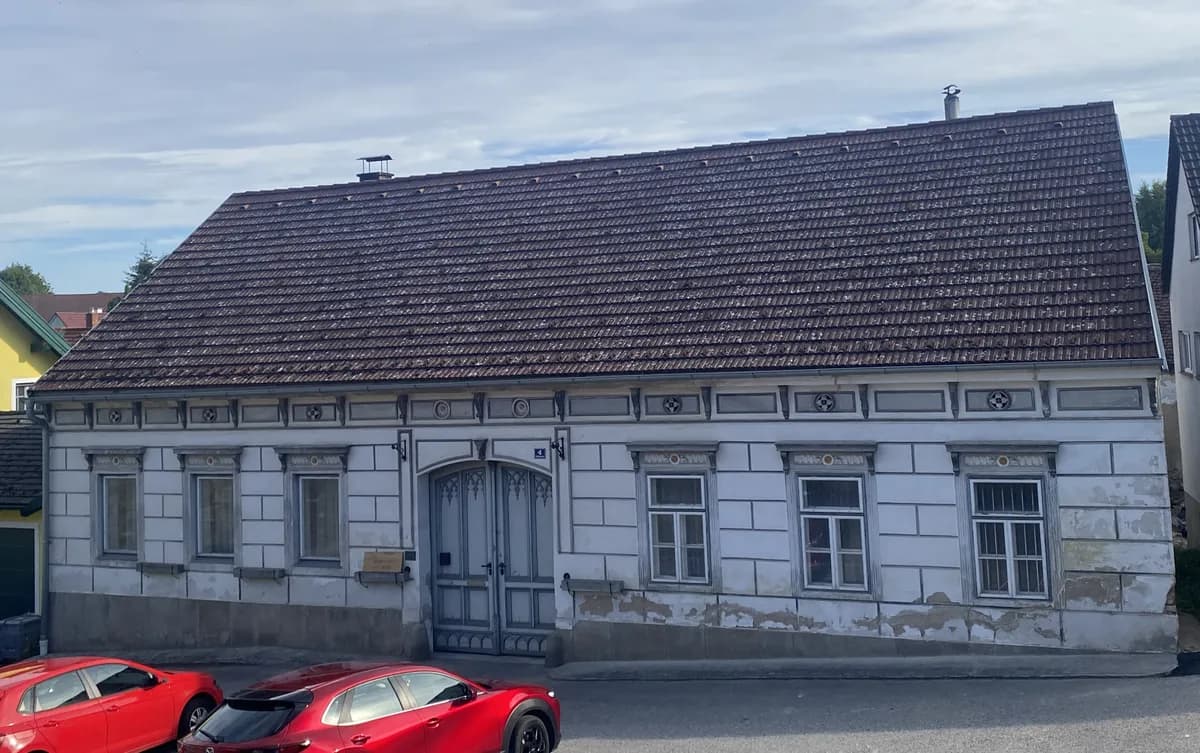 Haus kaufen in Waidhofen an der Thaya – 178 m², € 119.000 – Bild 1 von 15