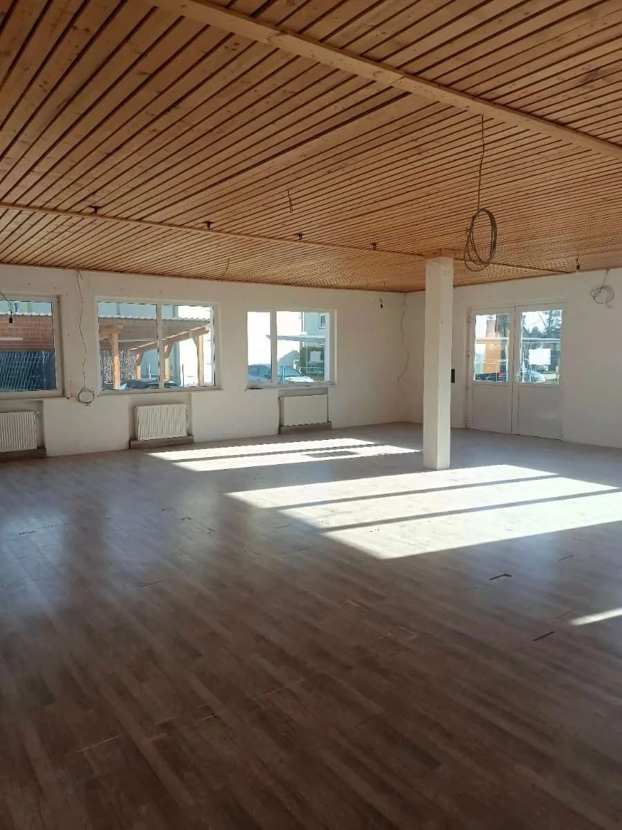 1-Zimmer-Gewerbeimmobilie mieten in Wolfsberg – 200 m², € 1.100 – Bild 3 von 20