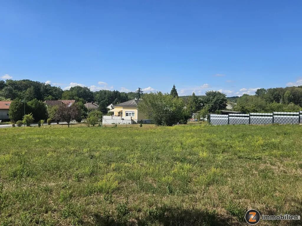 Grundstück kaufen in Jennersdorf – 1 040 m², € 25.000 – Bild 1 von 4