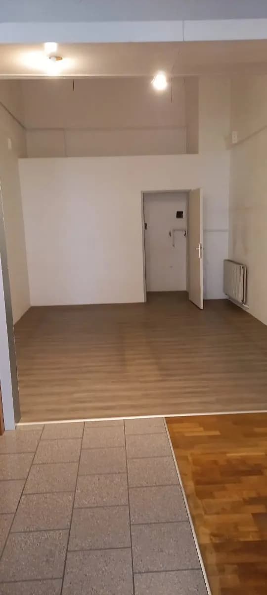 Gewerbeimmobilie mieten in Krems an der Donau – 150 m², € 29 – Bild 8 von 11