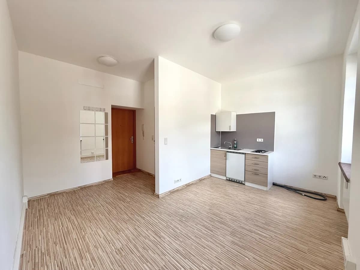 1-Zimmer-Wohnung mieten in Leoben – 20 m², € 300 – Bild 5 von 8