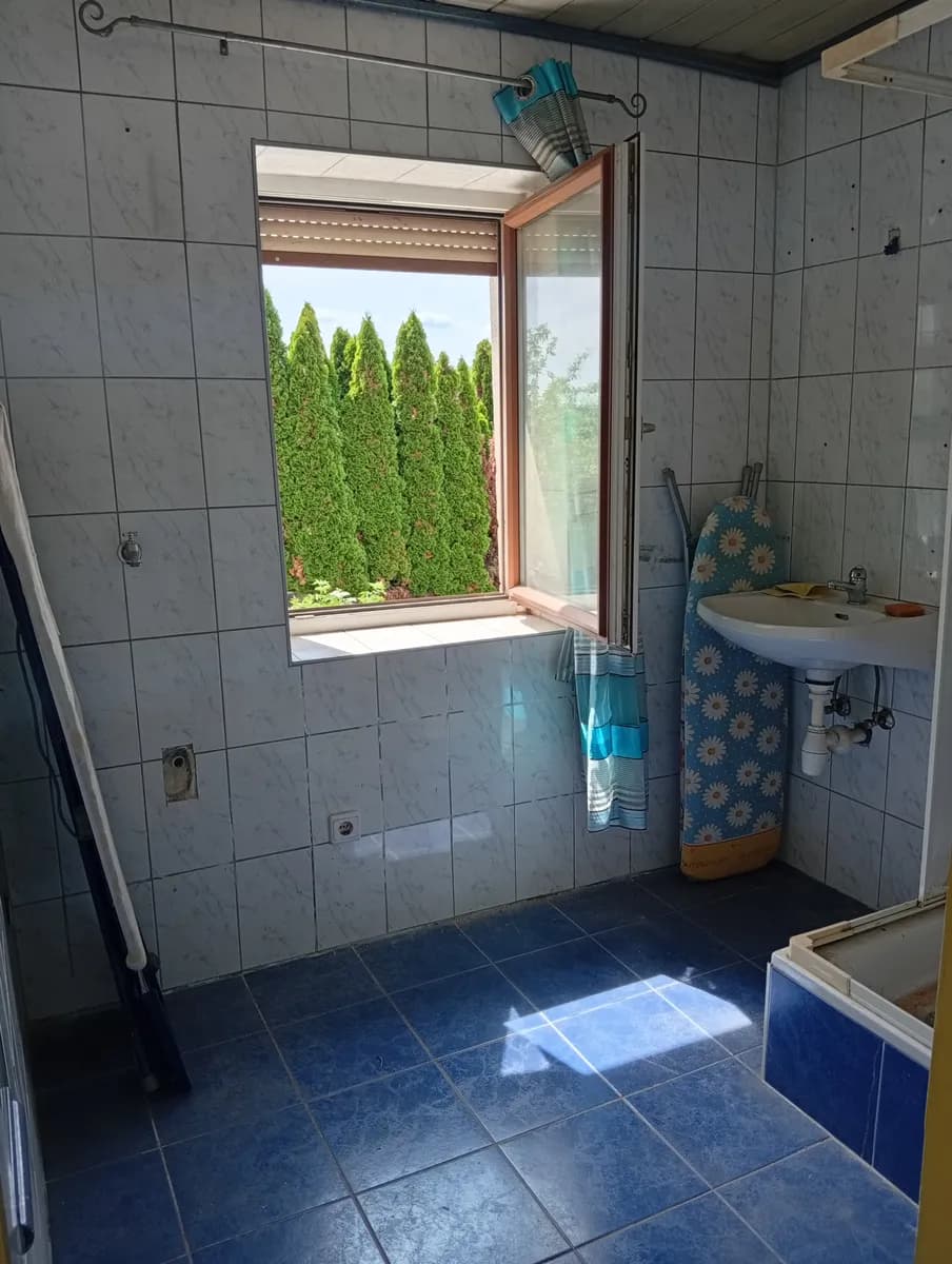 5-Zimmer-Immobilie kaufen in Hollabrunn – 108 m², € 129.000 – Bild 8 von 13