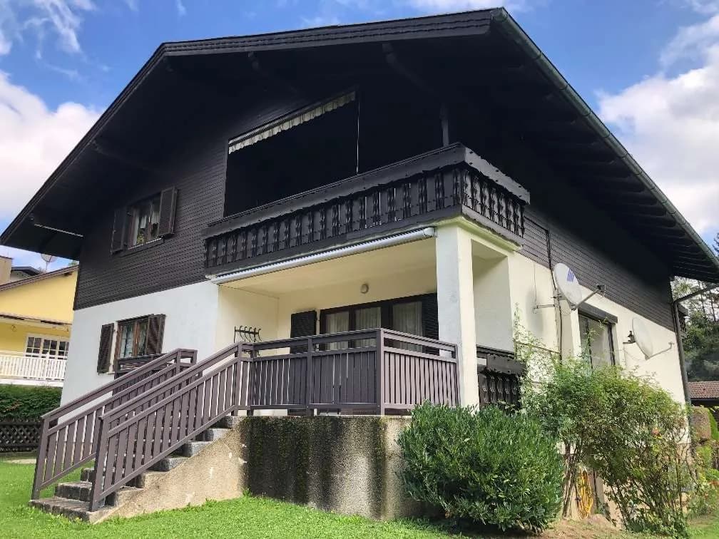 6-Zimmer-Haus kaufen in Tulln – 200 m², € 890.000 – Bild 1 von 18