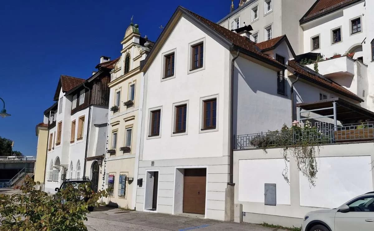 5-Zimmer-Haus kaufen in Steyr – 140 m², € 690.000 – Bild 1 von 15
