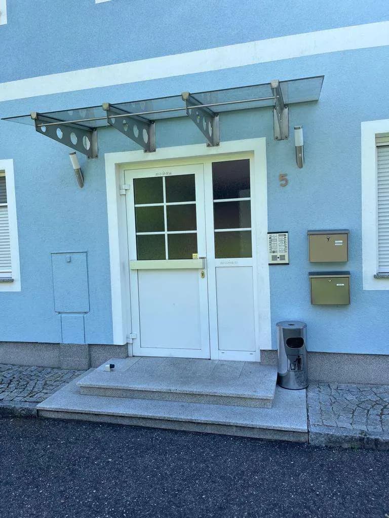 3-Zimmer-Wohnung mieten in Perg – 70 m², € 780 – Bild 1 von 19