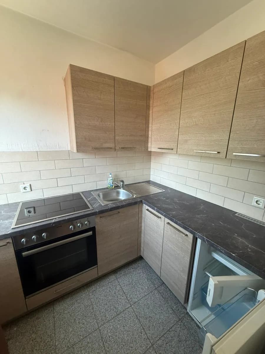 1-Zimmer-Wohnung mieten in Hallein – 33 m², € 560 – Bild 4 von 5