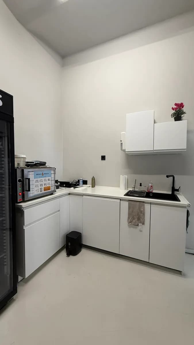 2-Zimmer-Gewerbeimmobilie mieten in Wien – 45 m², € 645 – Bild 7 von 8