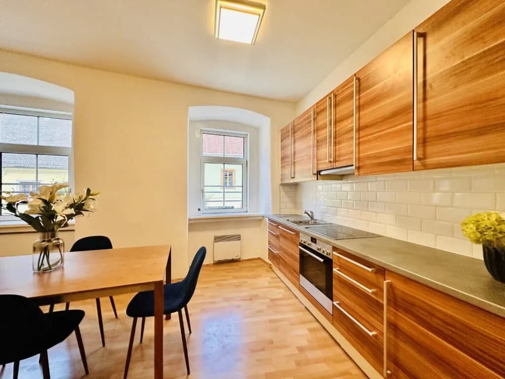 2-Zimmer-Wohnung mieten in Neunkirchen – 73,57 m², € 595 – Bild 3 von 10