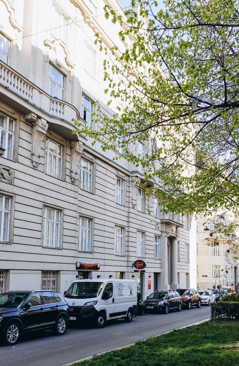 1-Zimmer-Gewerbeimmobilie mieten in Wien – 27 m², € 1.299 – Bild 2 von 12