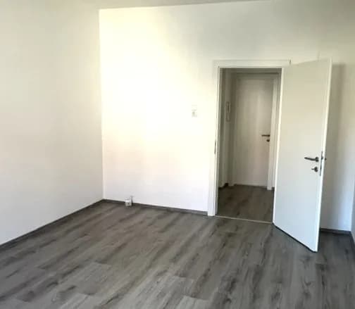 2-Zimmer-Wohnung kaufen in Linz – 51 m², € 145.000 – Bild 4 von 8
