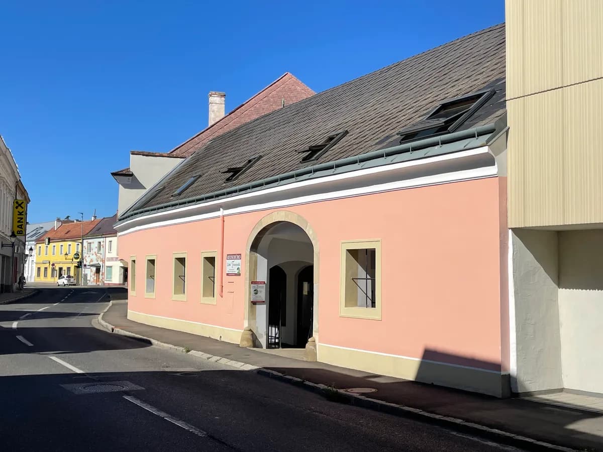 12-Zimmer-Gewerbeimmobilie kaufen in Mödling – 402 m², € 1.090.000 – Bild 2 von 26