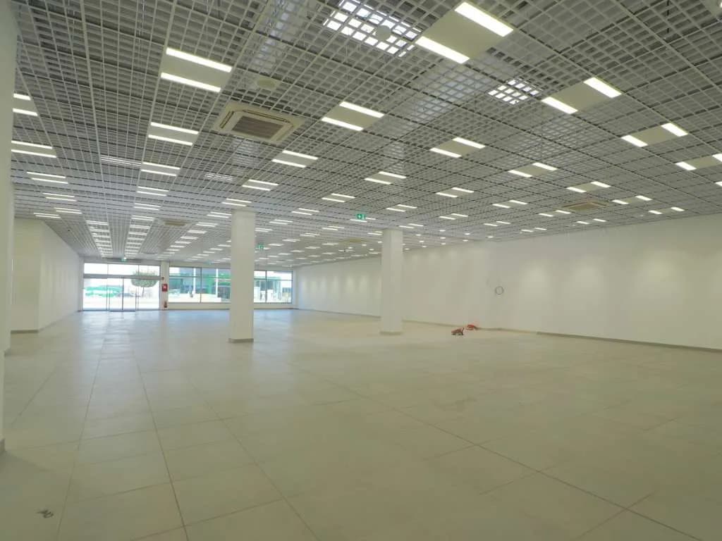 Gewerbeimmobilie mieten in Steyr – 563 m², € 6.000 – Bild 2 von 8