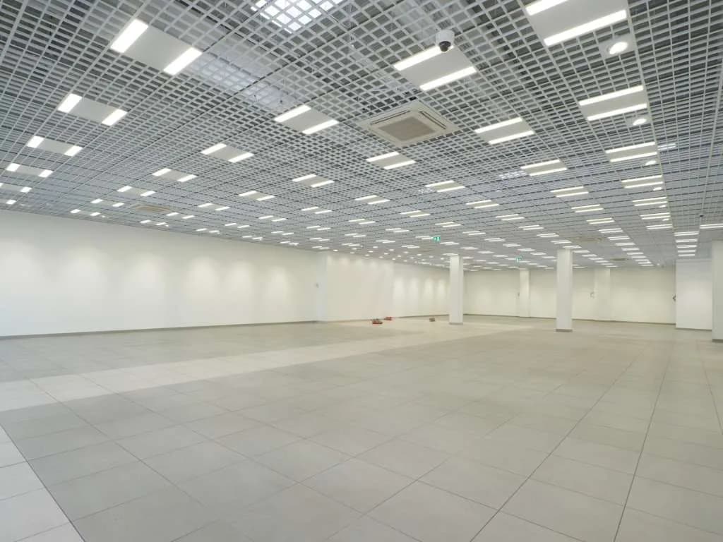 Gewerbeimmobilie mieten in Steyr – 563 m², € 6.000 – Bild 3 von 8