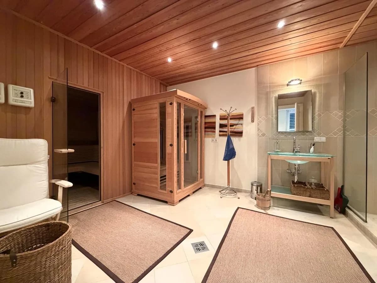 7-Zimmer-Haus mieten in Wien – 409,52 m², € 4.950 – Bild 40 von 51