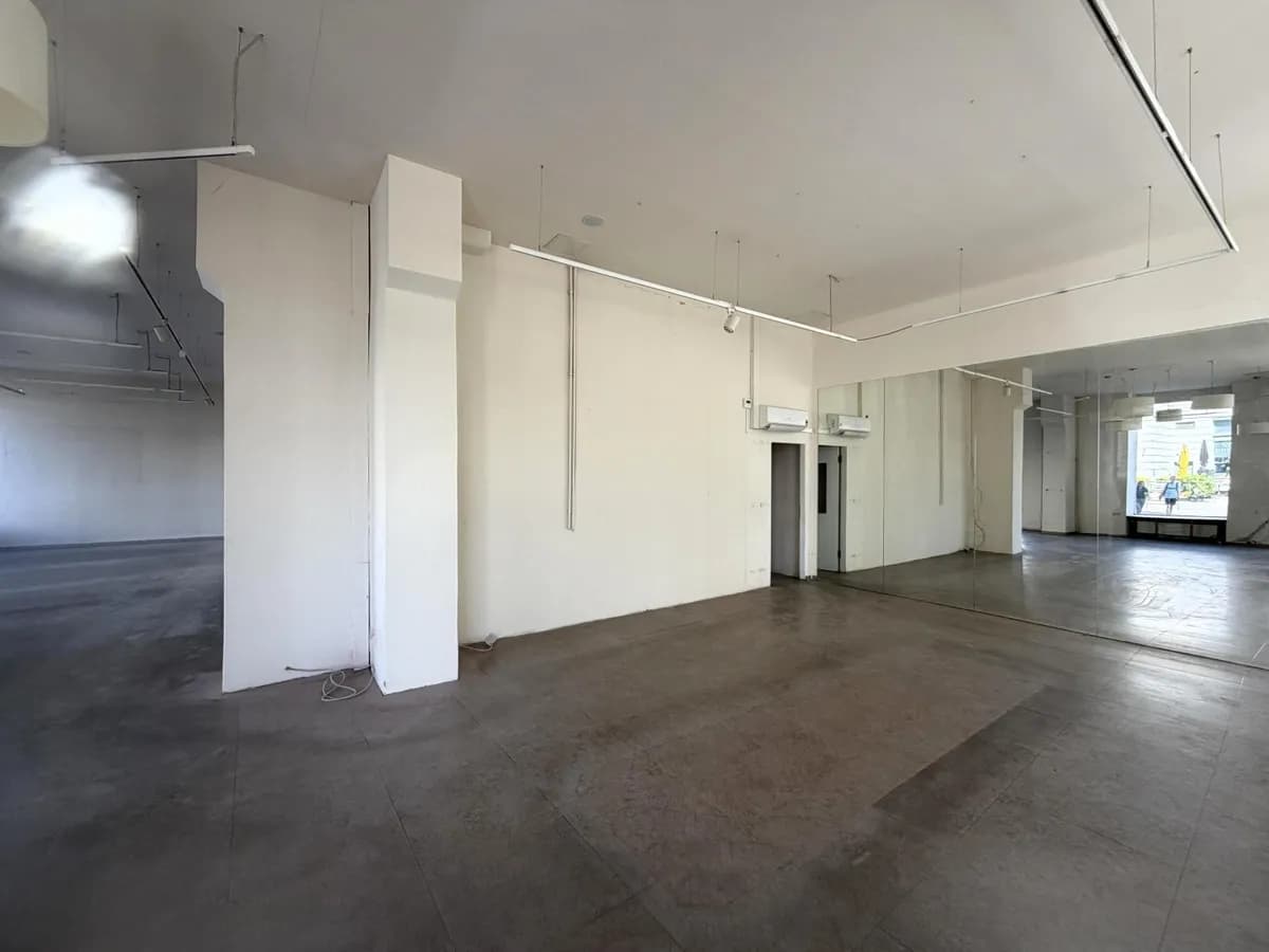 Gewerbeimmobilie mieten in Wien – 719 m², € 5.394 – Bild 3 von 45