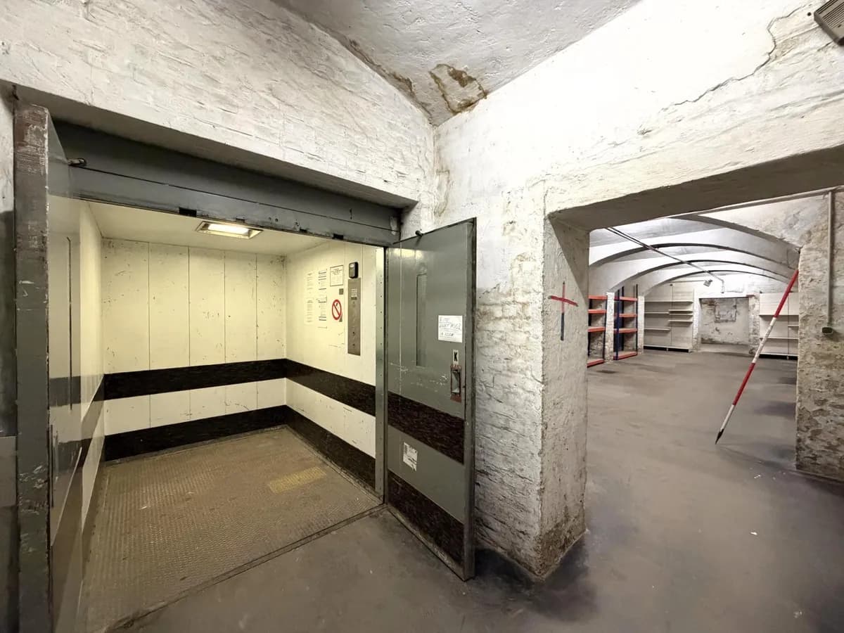 Gewerbeimmobilie mieten in Wien – 719 m², € 5.394 – Bild 17 von 45