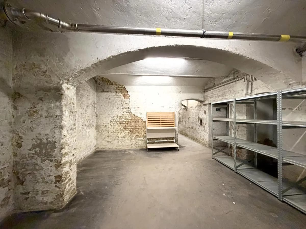 Gewerbeimmobilie mieten in Wien – 719 m², € 5.394 – Bild 23 von 45