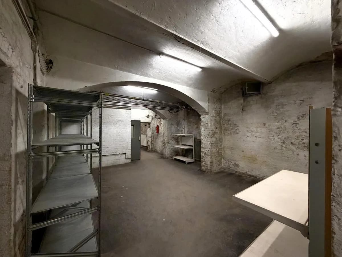 Gewerbeimmobilie mieten in Wien – 719 m², € 5.394 – Bild 27 von 45
