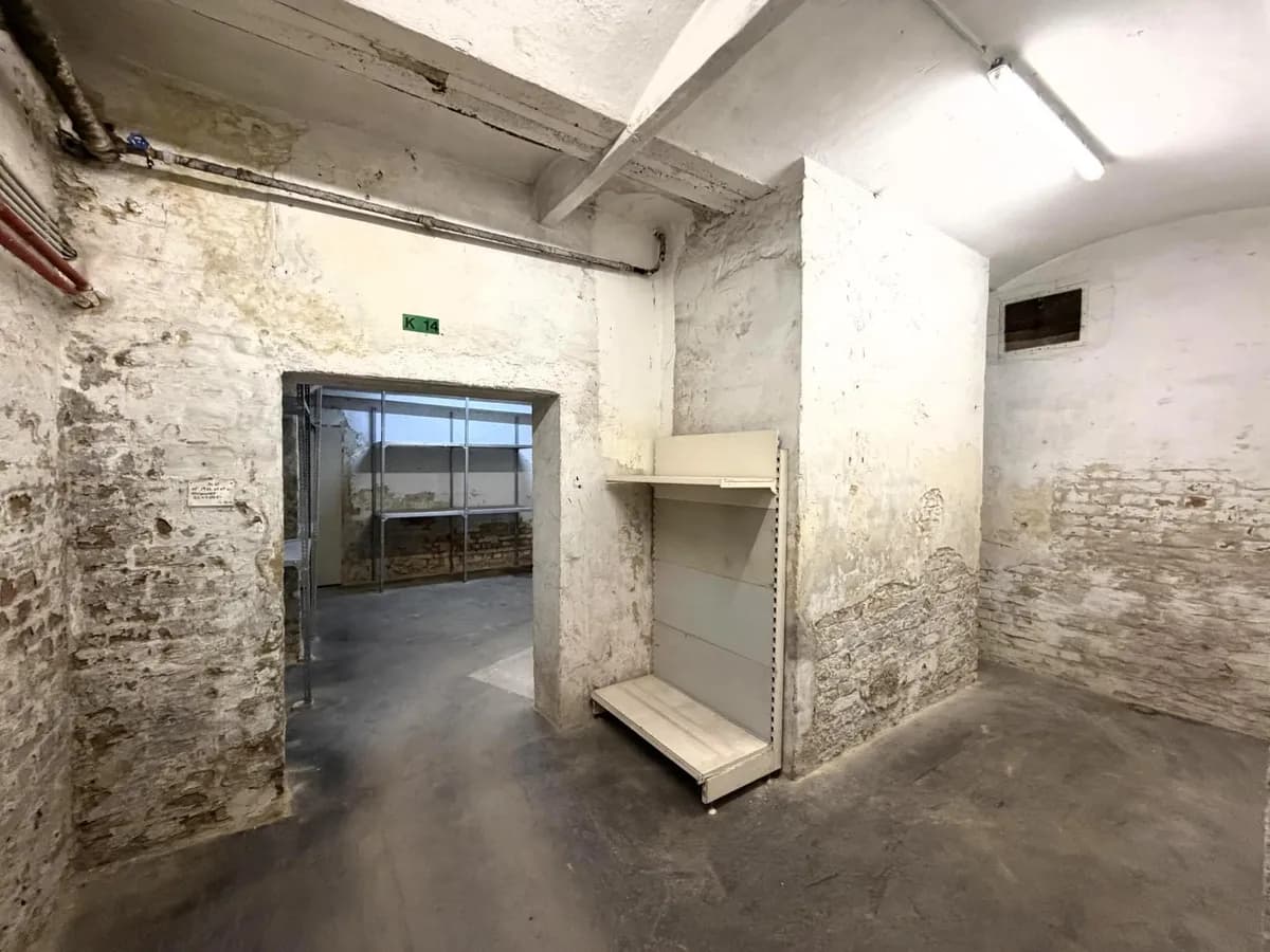 Gewerbeimmobilie mieten in Wien – 719 m², € 5.394 – Bild 31 von 45