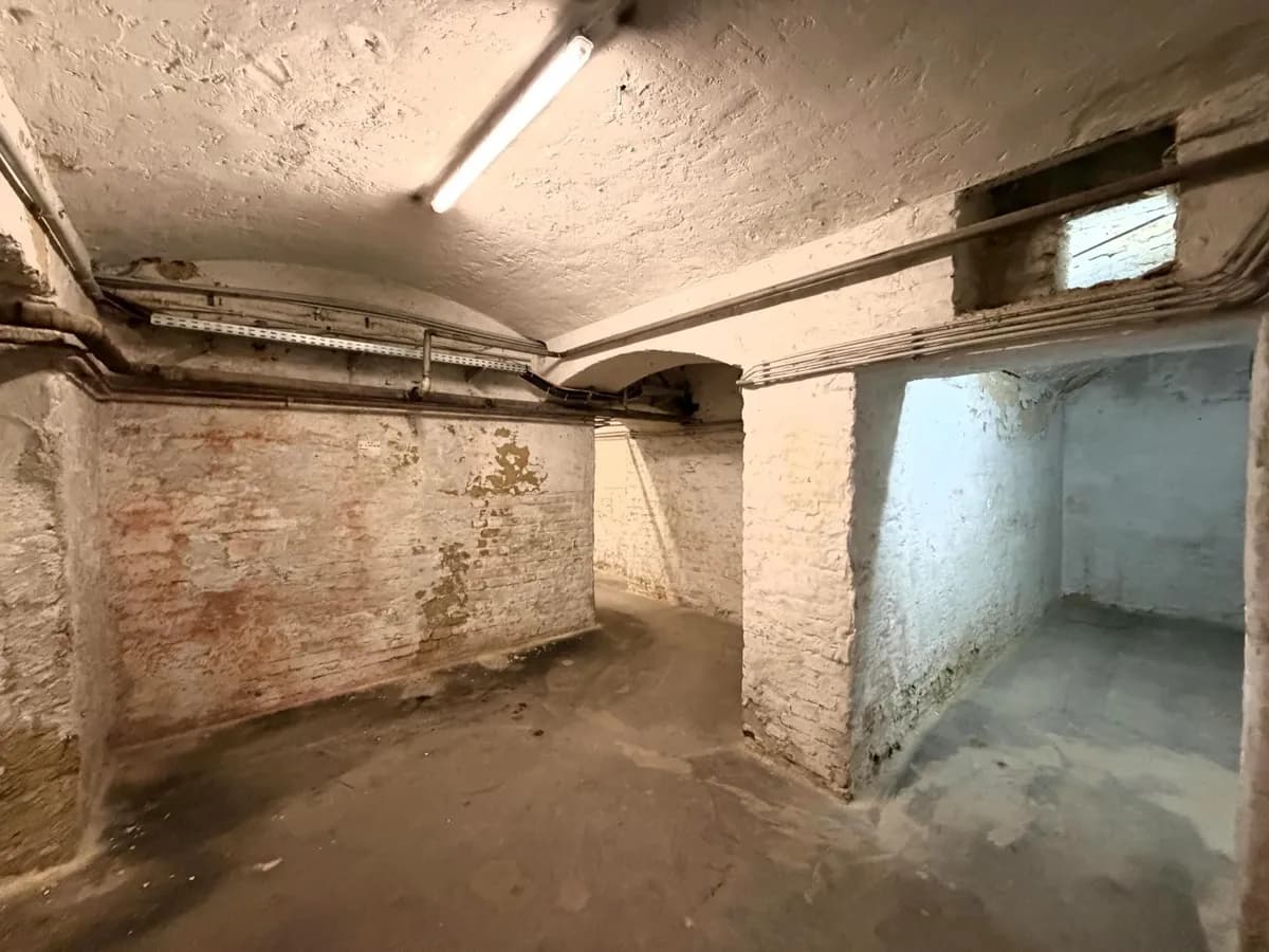 Gewerbeimmobilie mieten in Wien – 719 m², € 5.394 – Bild 39 von 45