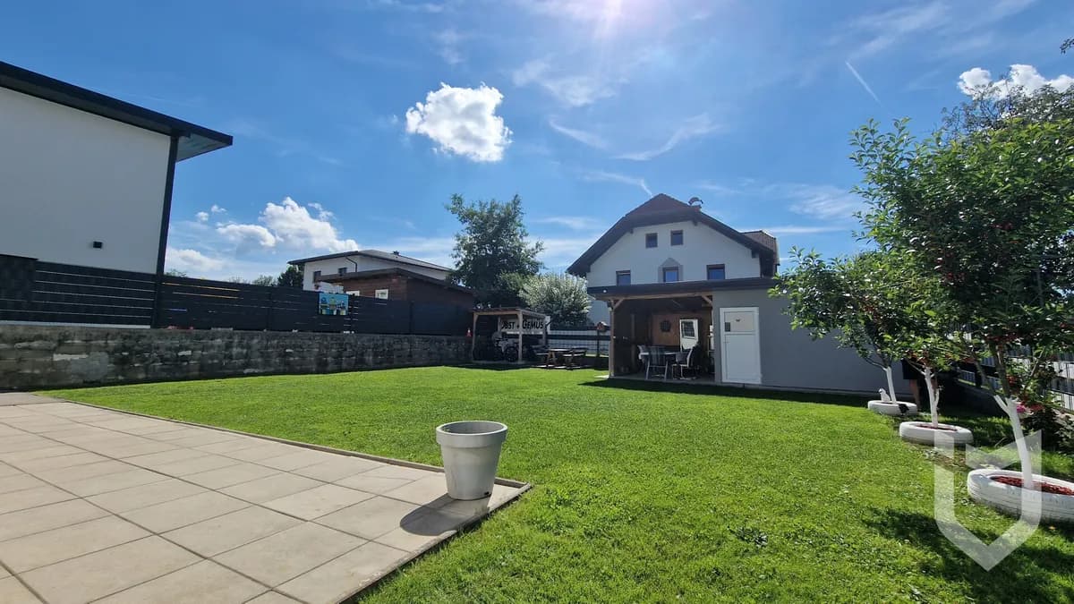 5-Zimmer-Haus kaufen in Vöcklabruck – 129 m², € 559.000 – Bild 13 von 21