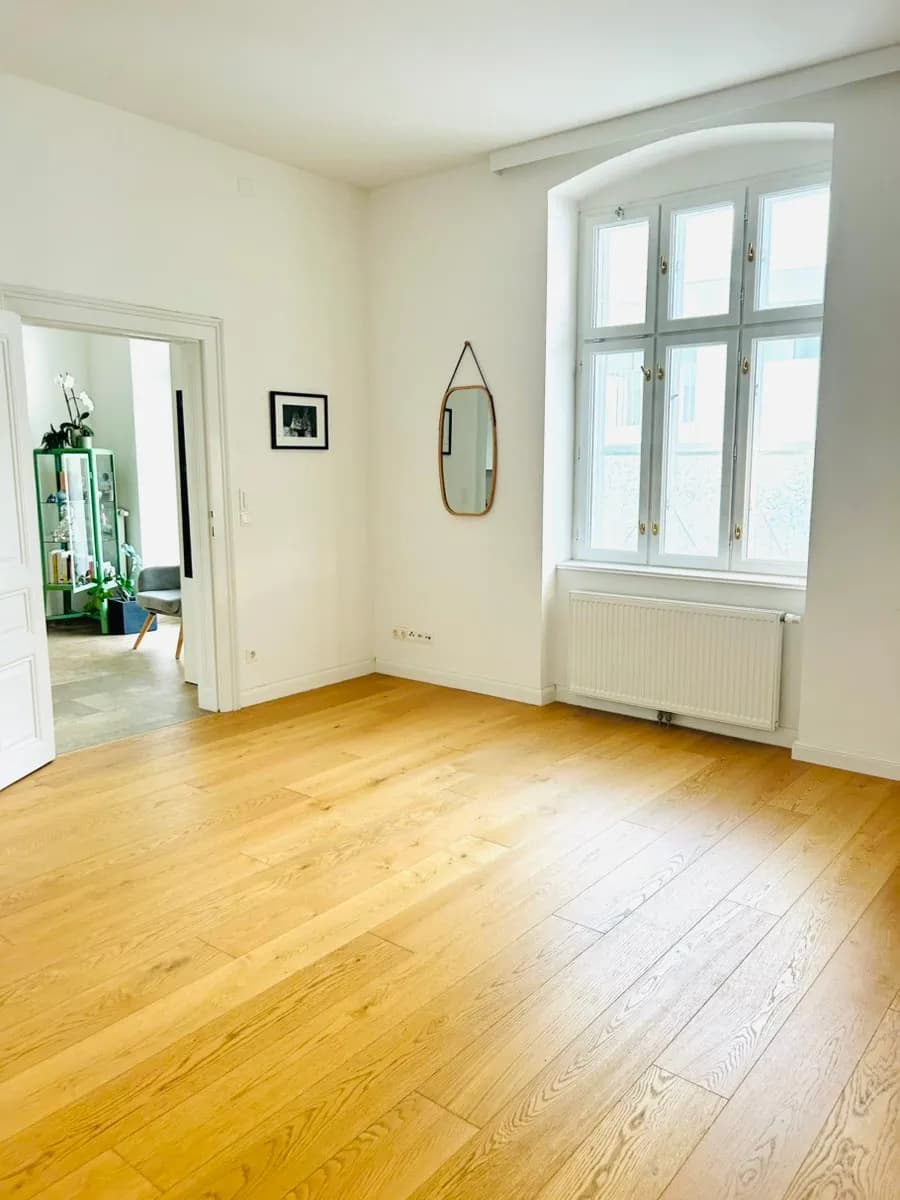 1-Zimmer-Gewerbeimmobilie mieten in Tulln – 21 m², € 643 – Bild 1 von 4