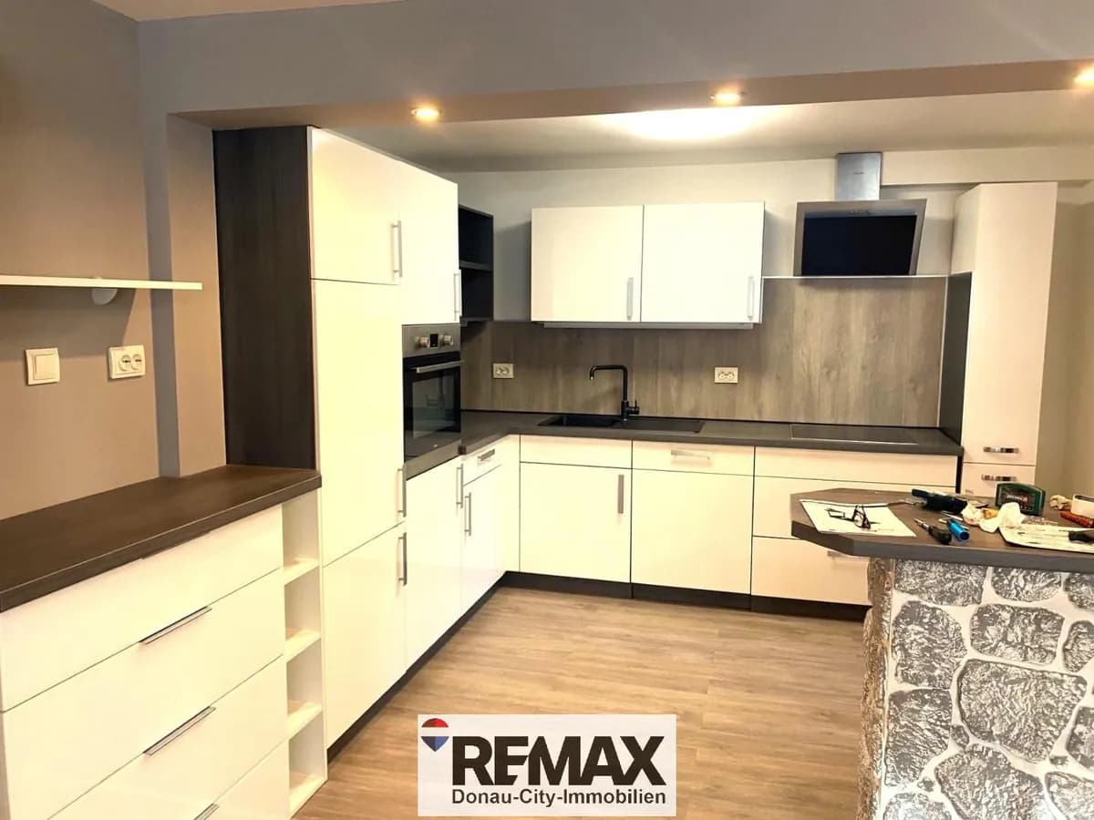 9-Zimmer-Gewerbeimmobilie kaufen in Baden – 240 m², € 599.000 – Bild 13 von 26