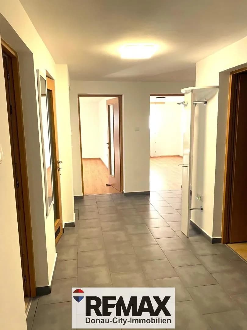 9-Zimmer-Gewerbeimmobilie kaufen in Baden – 240 m², € 599.000 – Bild 20 von 26