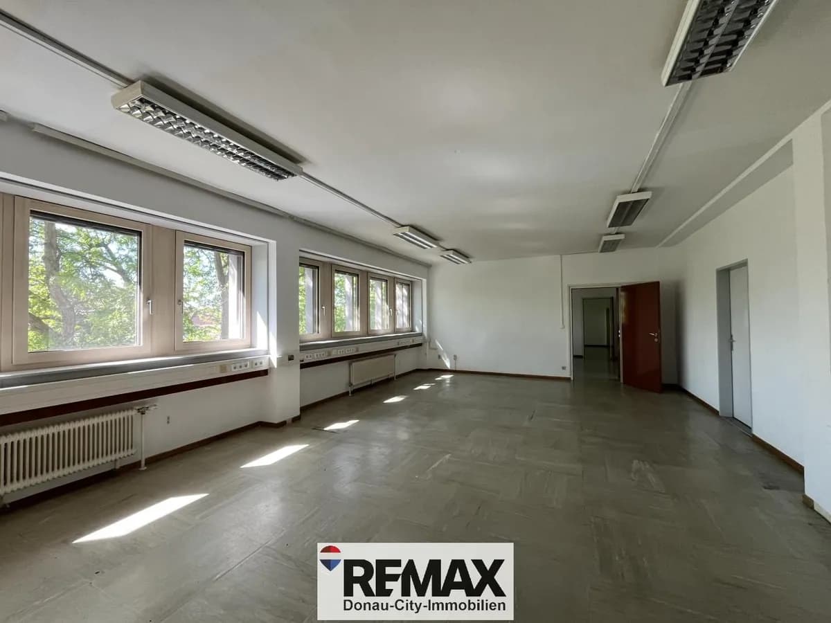 5-Zimmer-Gewerbeimmobilie mieten in Tulln – 175 m², € 2.404 – Bild 2 von 10