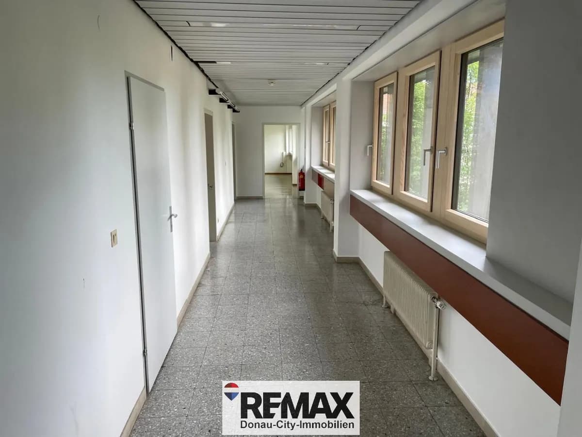 5-Zimmer-Gewerbeimmobilie mieten in Tulln – 175 m², € 2.404 – Bild 4 von 10