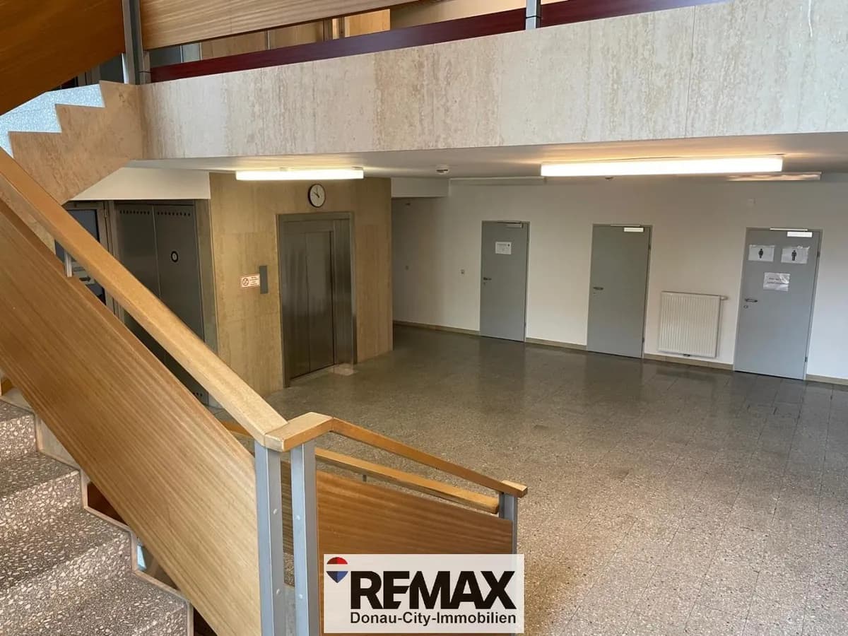 5-Zimmer-Gewerbeimmobilie mieten in Tulln – 175 m², € 2.404 – Bild 9 von 10