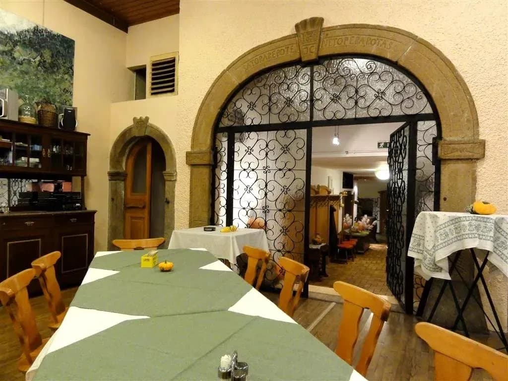 7-Zimmer-Gewerbeimmobilie mieten in Freistadt – 913 m², € 2.500 – Bild 5 von 9