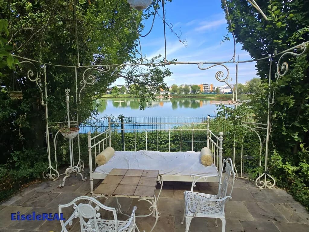 10-Zimmer-Immobilie kaufen in Mödling – 311 m², € 1.349.000 – Bild 1 von 51