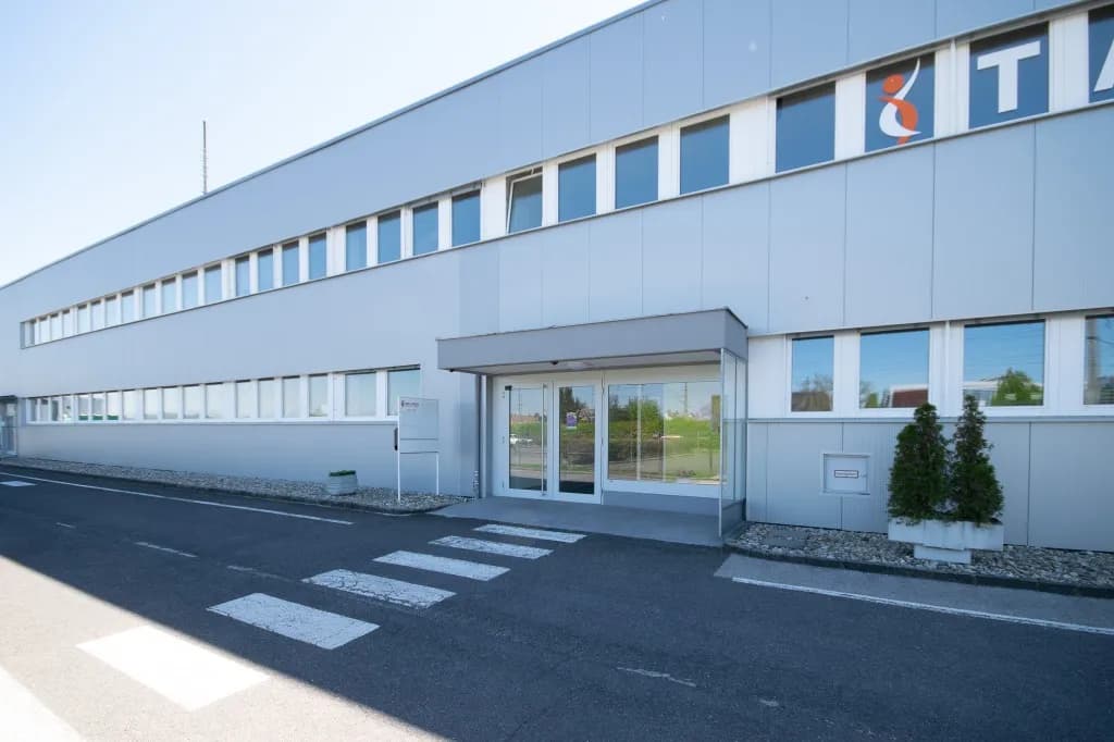 Gewerbeimmobilie mieten in Linz Land – 202 m², € 2.042 – Bild 4 von 12