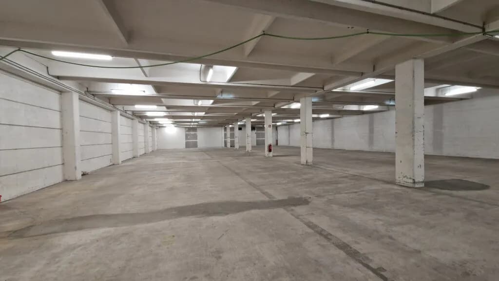 Gewerbeimmobilie mieten in Krems an der Donau – 895 m², € 3.683 – Bild 1 von 7