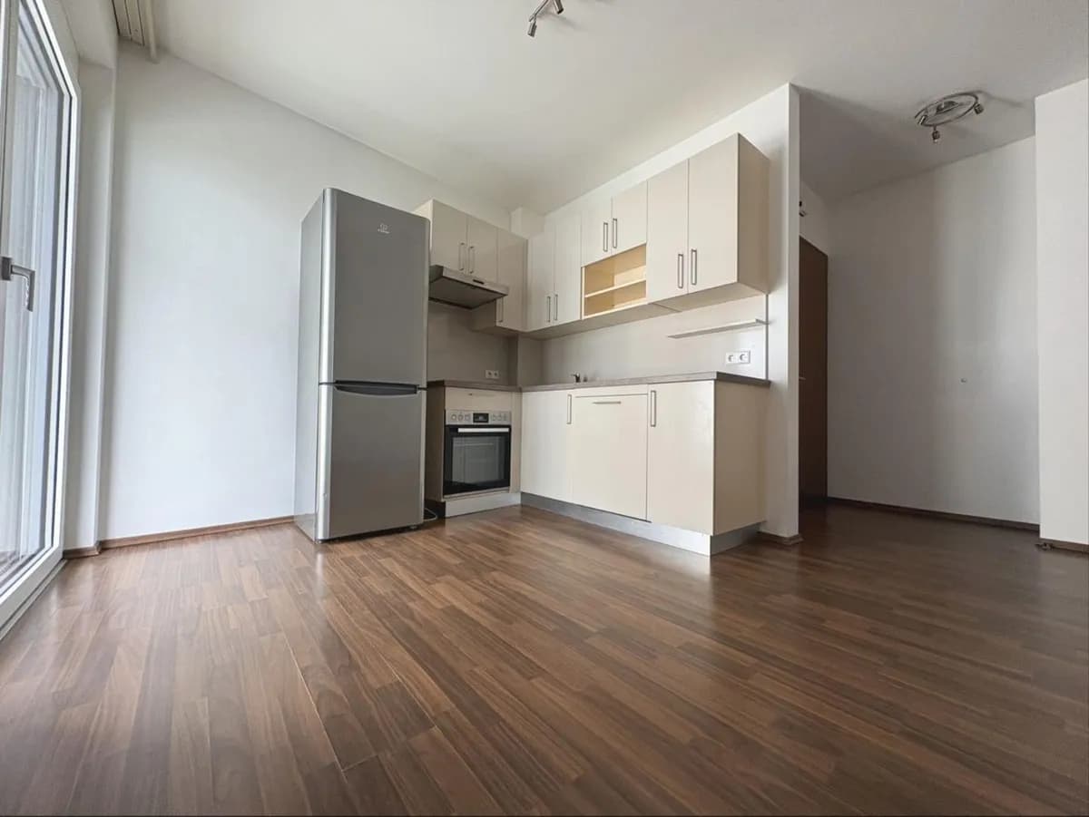 2-Zimmer-Wohnung mieten in Graz – 32 m², € 600 – Bild 2 von 6
