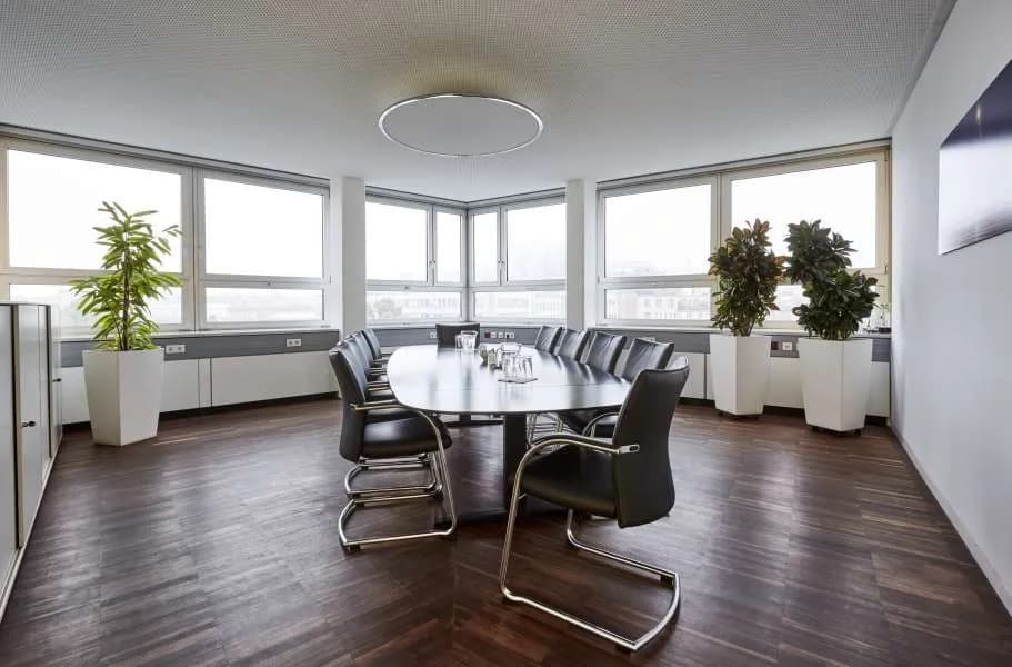 Gewerbeimmobilie mieten in Wien – 1 333 m², € 35.245 – Bild 4 von 4