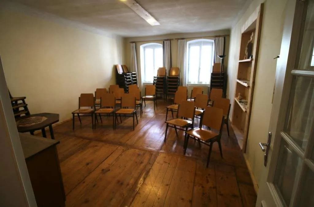 Gewerbeimmobilie mieten in Perg – 10 m², € 13 – Bild 5 von 12