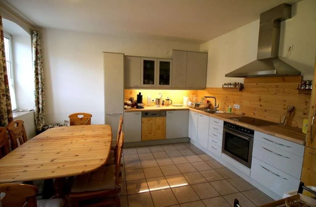 Gewerbeimmobilie mieten in Perg – 10 m², € 13 – Bild 7 von 12