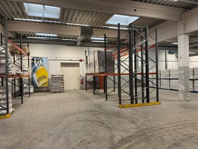 1-Zimmer-Gewerbeimmobilie mieten in Salzburg Stadt – 900 m², € 11.500 – Bild 3 von 6