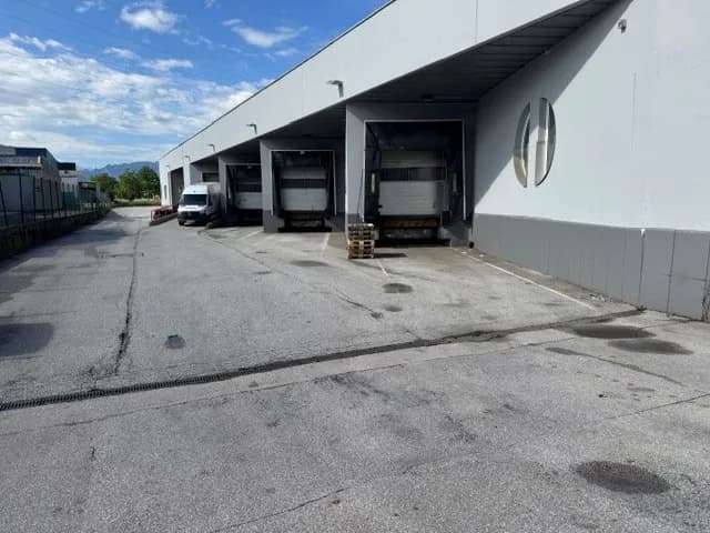 1-Zimmer-Gewerbeimmobilie mieten in Salzburg Stadt – 900 m², € 11.500 – Bild 5 von 6