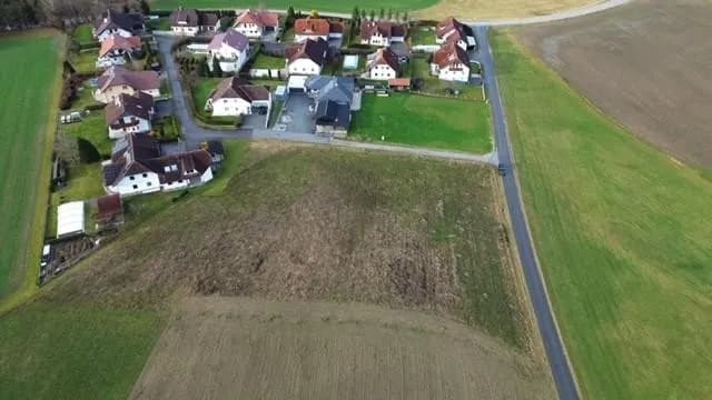 Grundstück kaufen in Urfahr-Umgebung – 765 m², € 135.000 – Bild 1 von 7